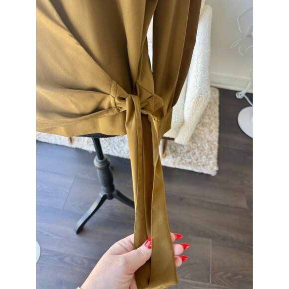 A New Day Olive Green Wrap Tie Front Long Sleeve Top Size Large - Picture 2 of 6